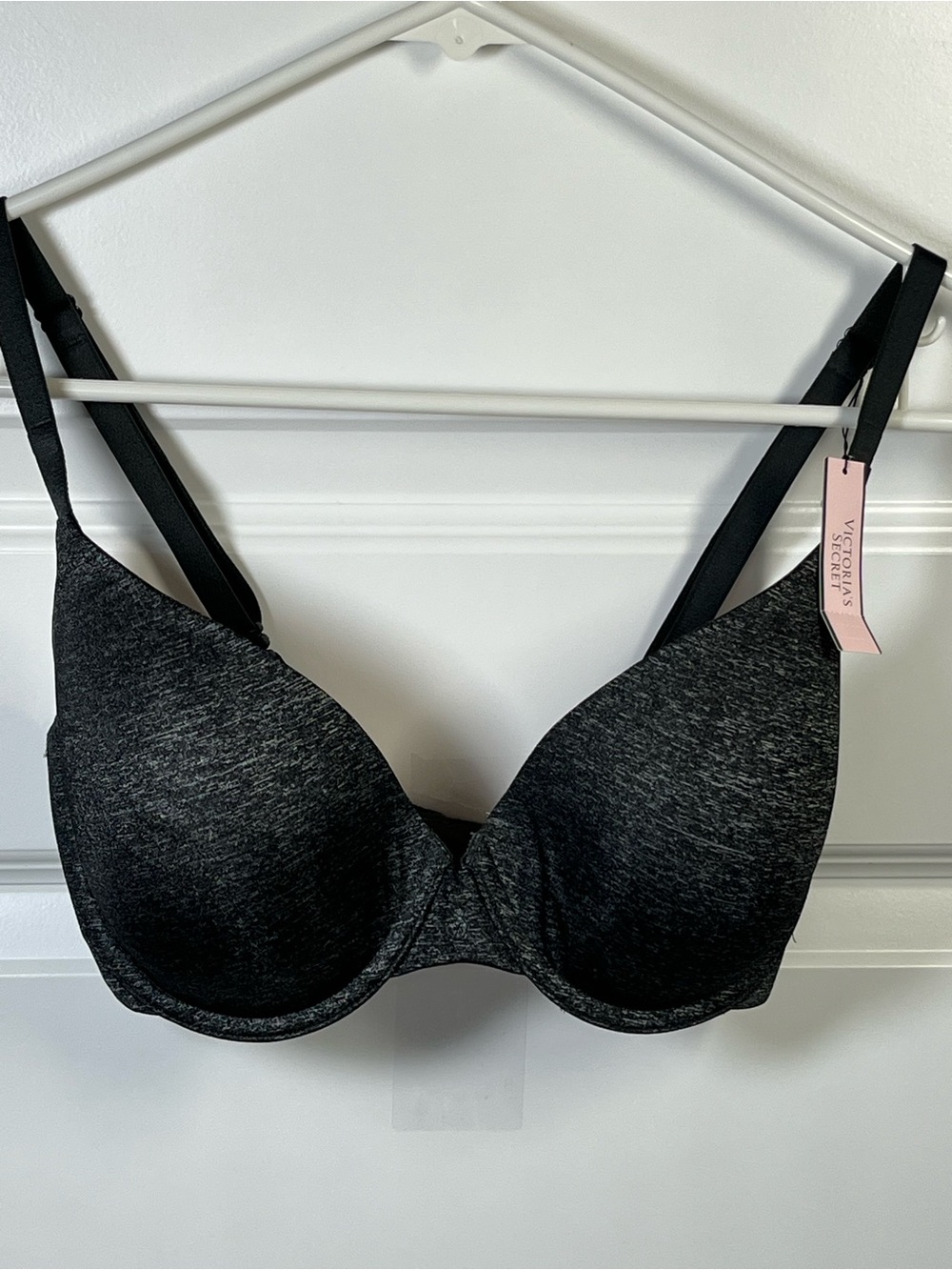 Victoria’s Secret Demi Bra 32DD NWT Heathered Black